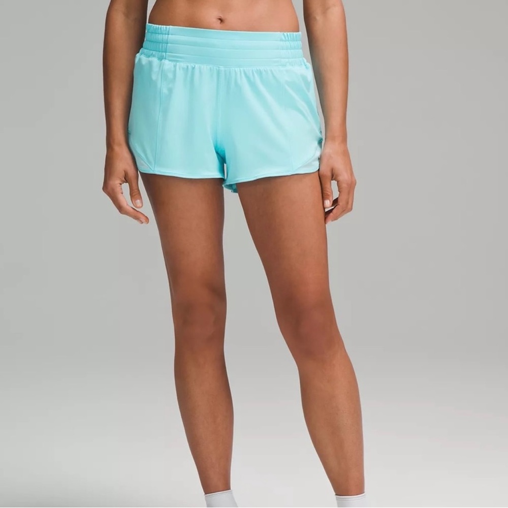 NWT LULULEMON HOTTY HOT HIGH WAISTED SHORTS